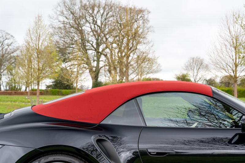 Porsche 992 Turbo Cabriolet PDK