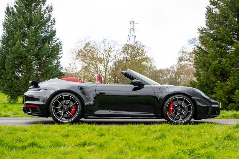 Porsche 992 Turbo Cabriolet PDK