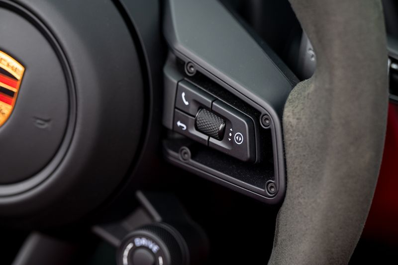 Porsche 992 Turbo Cabriolet PDK