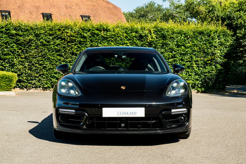 Porsche Panamera 4.0T V8 GTS Sport Turismo PDK