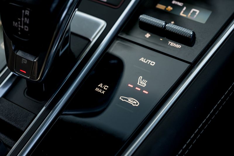 Porsche Panamera 4.0T V8 GTS Sport Turismo PDK