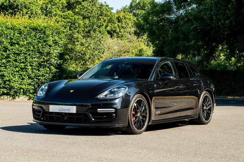 Porsche Panamera 4.0T V8 GTS Sport Turismo PDK