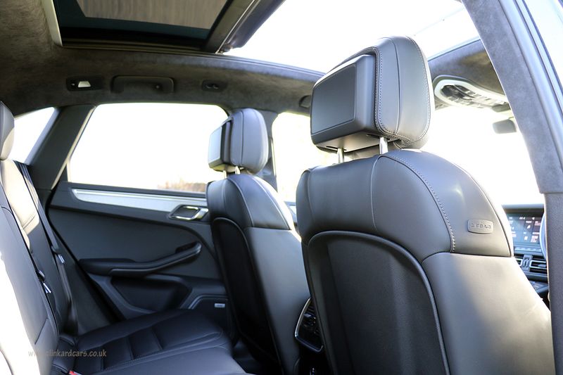 Porsche Macan Turbo PDK