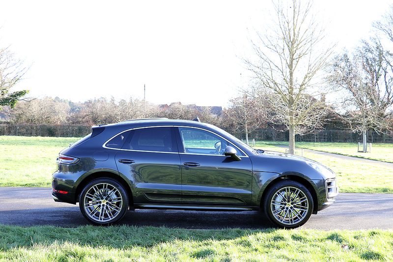 Porsche Macan Turbo PDK