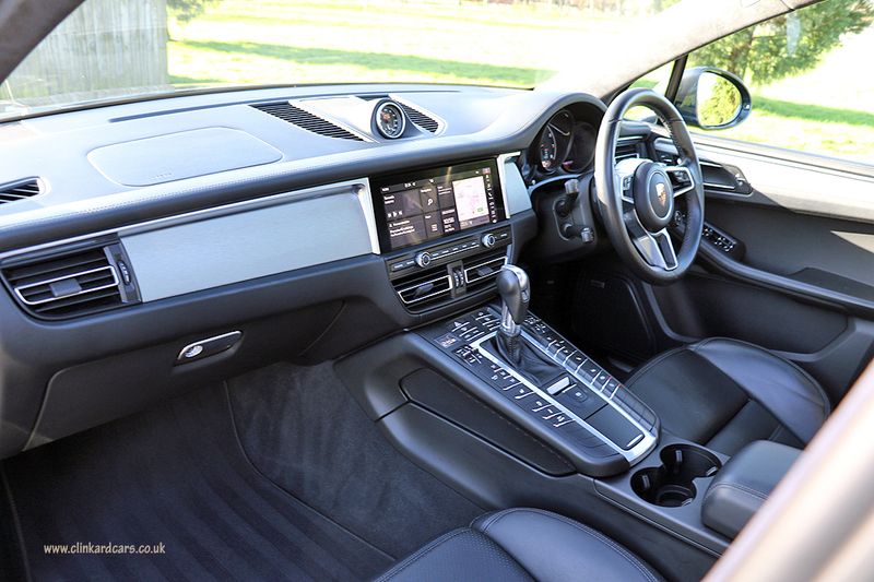 Porsche Macan Turbo PDK