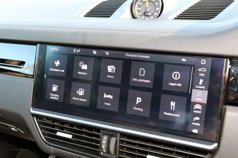 Porsche Cayenne Coupe V6 E-Hybrid Automatic