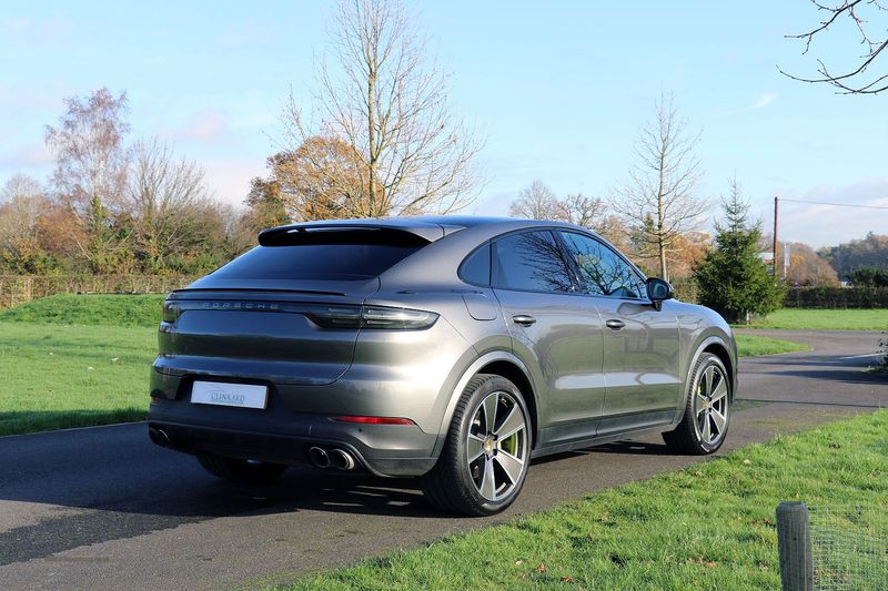 Porsche Cayenne Coupe V6 E-Hybrid Automatic