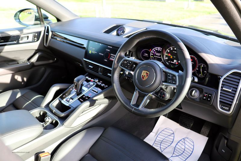 Porsche Cayenne Coupe V6 E-Hybrid Automatic