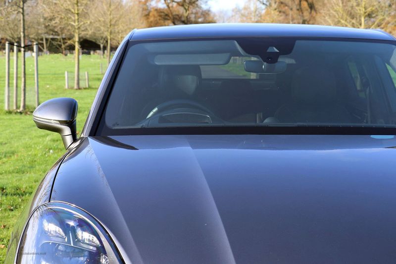 Porsche Cayenne Coupe V6 E-Hybrid Automatic