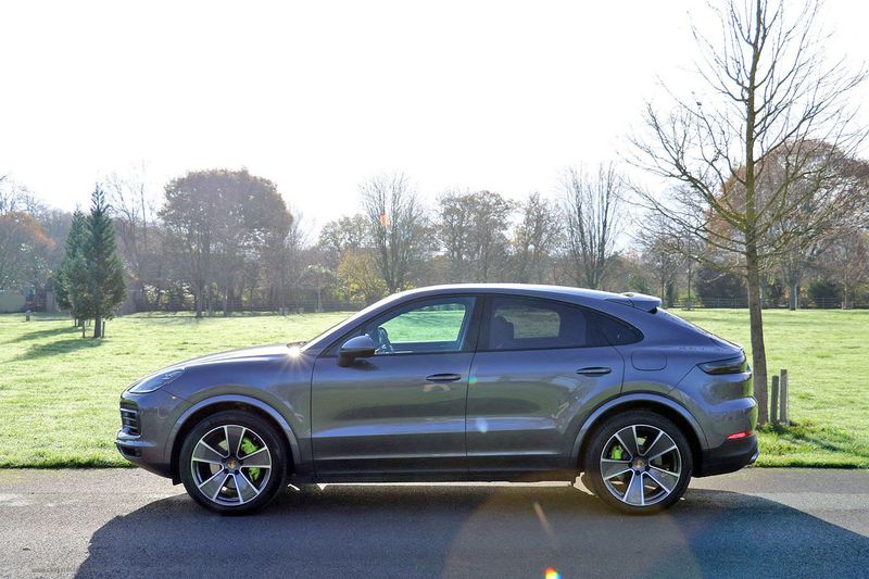 Porsche Cayenne Coupe V6 E-Hybrid Automatic