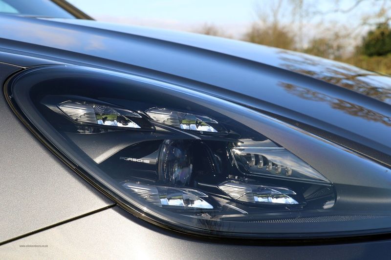 Porsche Cayenne Coupe V6 E-Hybrid Automatic