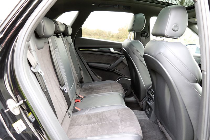 Audi Q5 2.0 TFSi Black Edition S Tronic Quattro