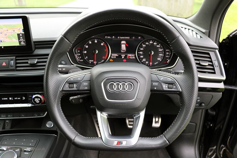 Audi Q5 2.0 TFSi Black Edition S Tronic Quattro