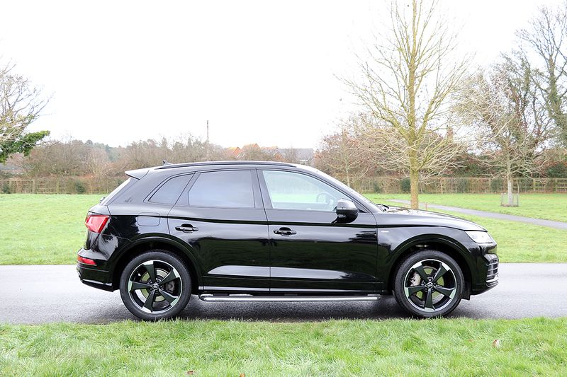 Audi Q5 2.0 TFSi Black Edition S Tronic Quattro