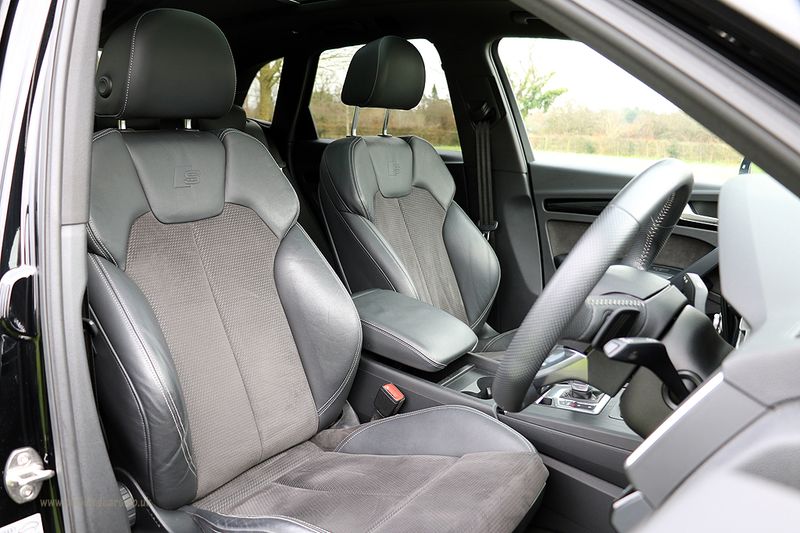 Audi Q5 2.0 TFSi Black Edition S Tronic Quattro