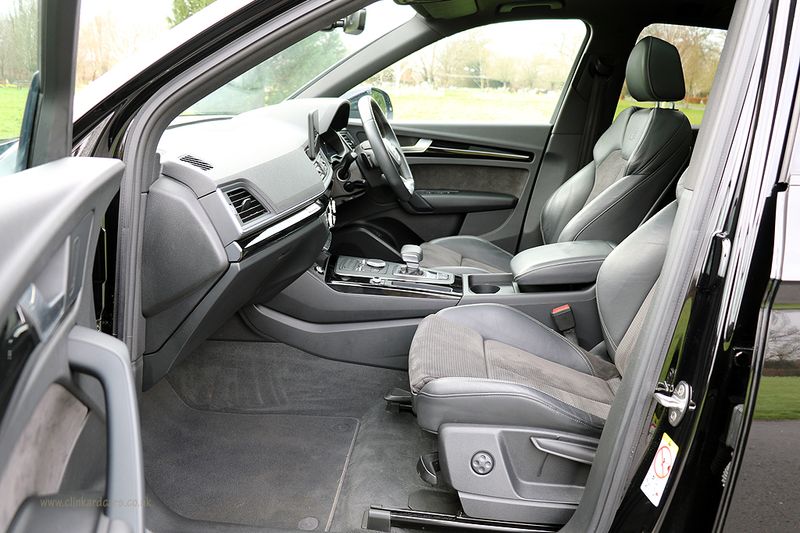 Audi Q5 2.0 TFSi Black Edition S Tronic Quattro