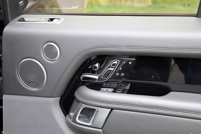 Range Rover 3.0 SDV6 Autobiography