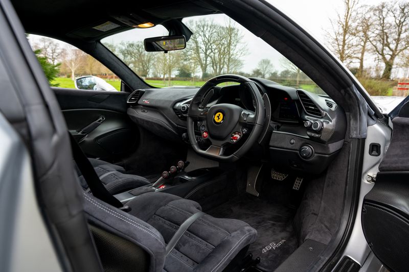 Ferrari 488 Pista