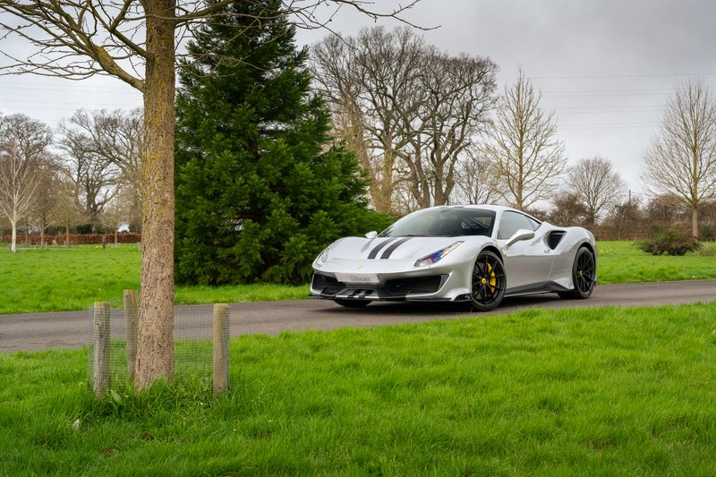 Ferrari 488 Pista