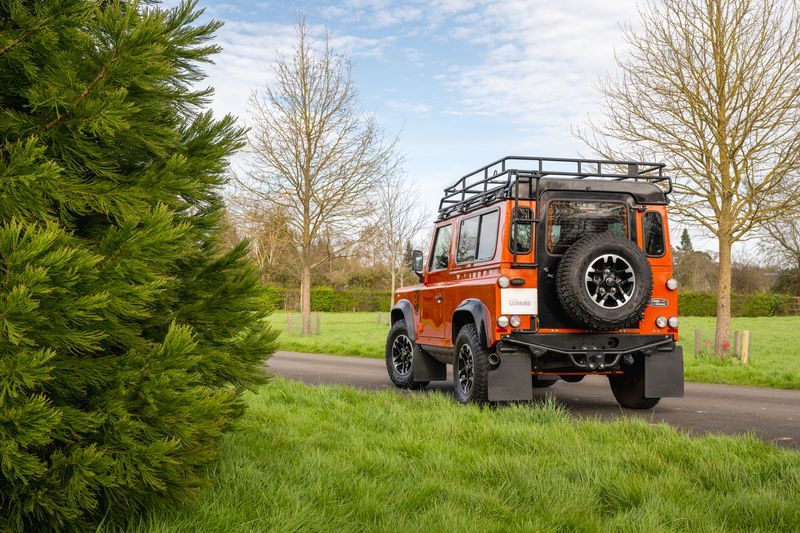 Land Rover 90 2.2 TDCI Adventure