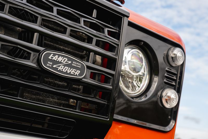 Land Rover 90 2.2 TDCI Adventure