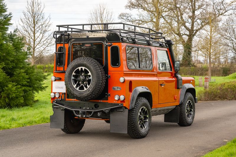 Land Rover 90 2.2 TDCI Adventure