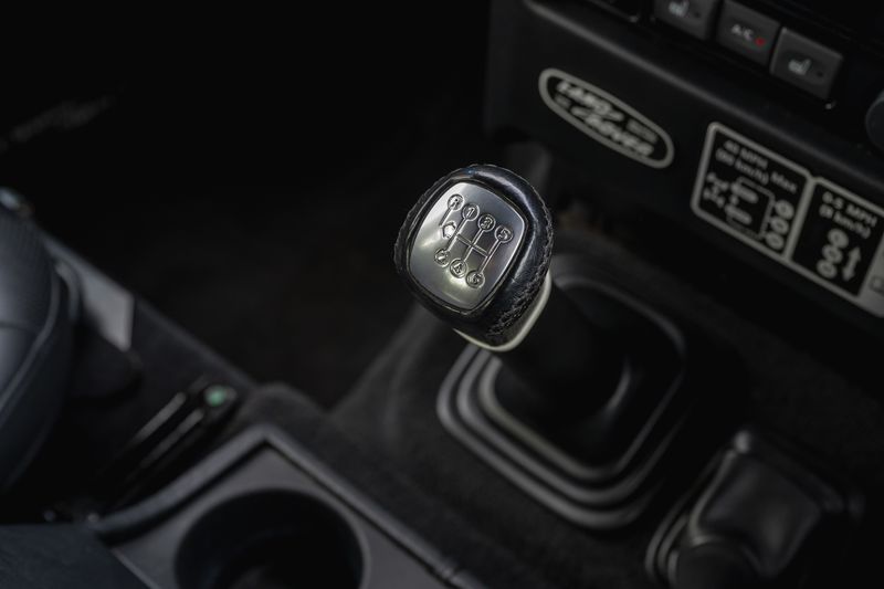 Land Rover 90 2.2 TDCI Adventure