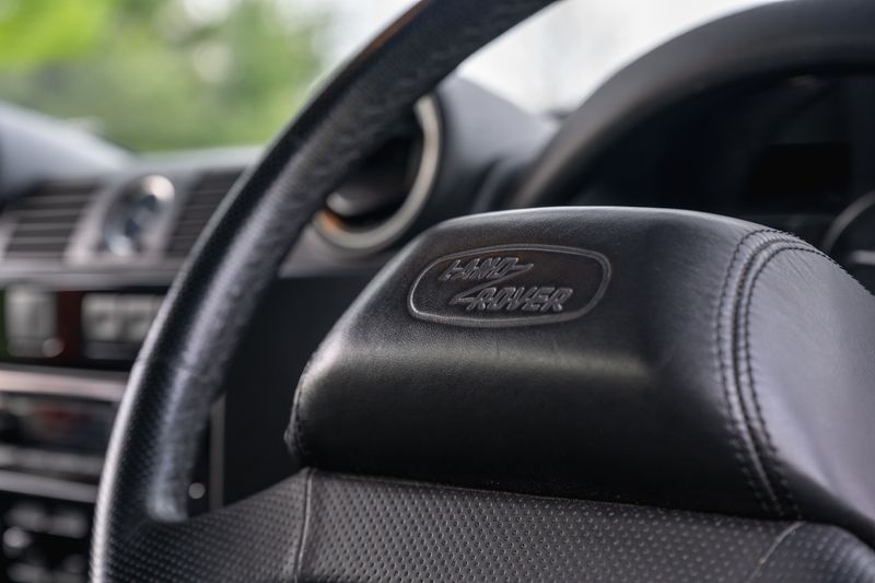 Land Rover 90 2.2 TDCI Adventure