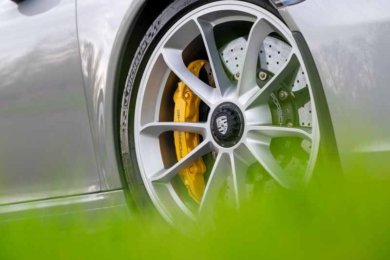 Porsche 911 (991) GT3 Touring