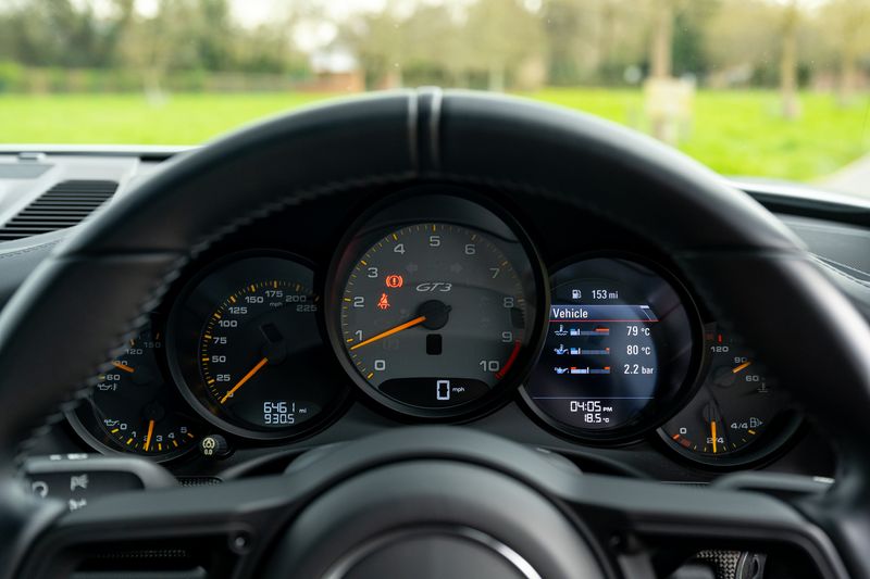 Porsche 911 (991) GT3 Touring