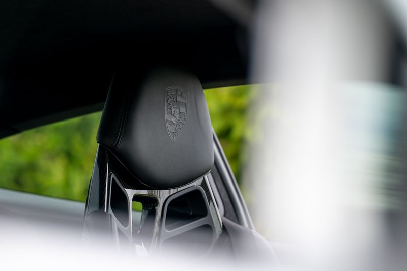 Porsche 911 (991) GT3 Touring