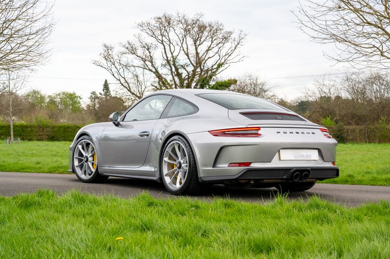 Porsche 911 (991) GT3 Touring