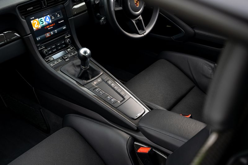 Porsche 911 (991) GT3 Touring