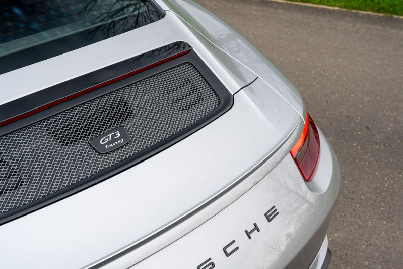 Porsche 911 (991) GT3 Touring