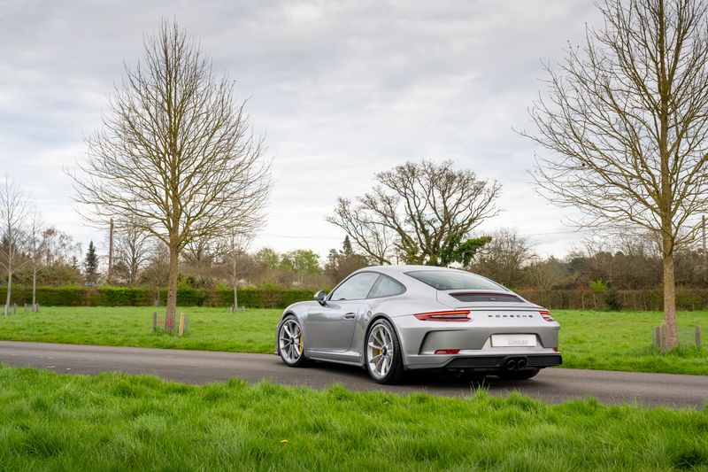 Porsche 911 (991) GT3 Touring