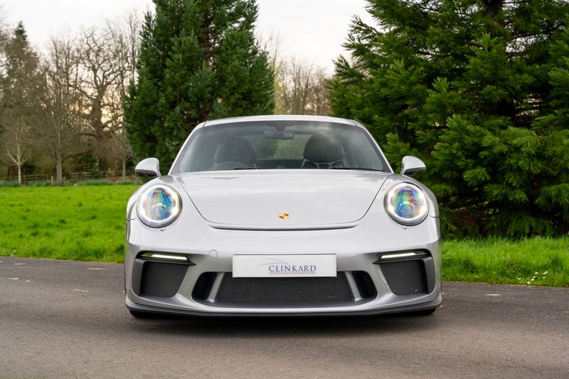 Porsche 911 (991) GT3 Touring