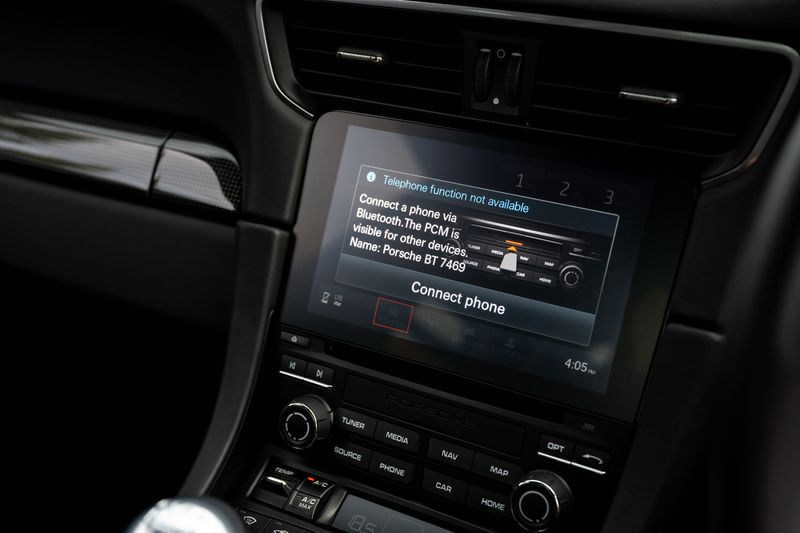 Porsche 911 (991) GT3 Touring