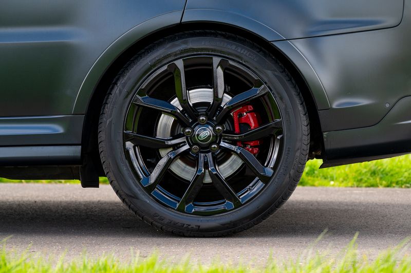 Range Rover Sport SVR