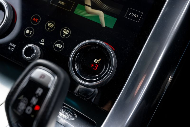 Range Rover Sport SVR