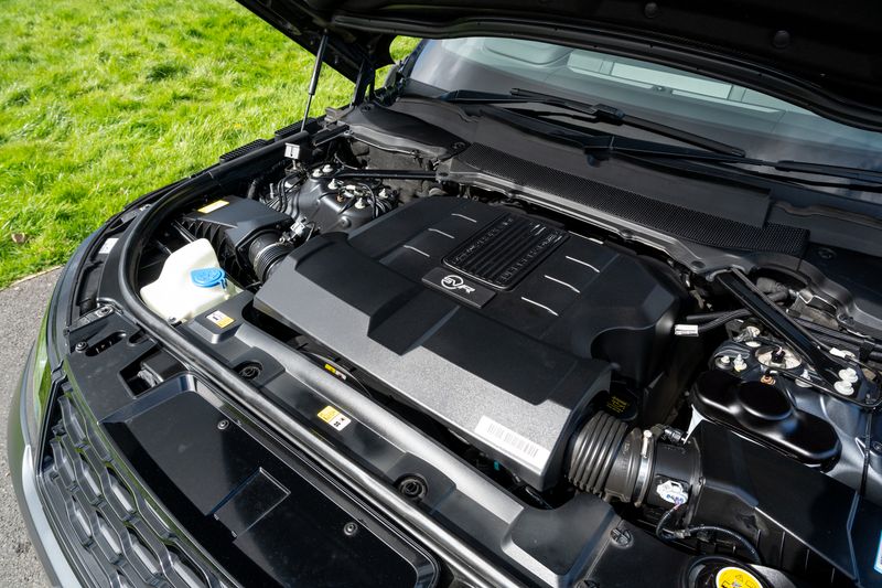 Range Rover Sport SVR