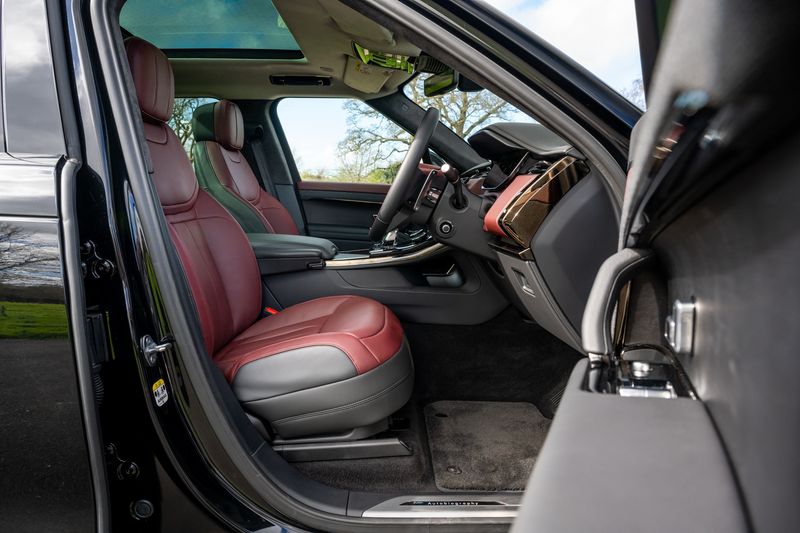 Range Rover Sport D350 Autobiography