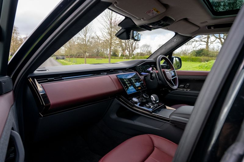 Range Rover Sport D350 Autobiography