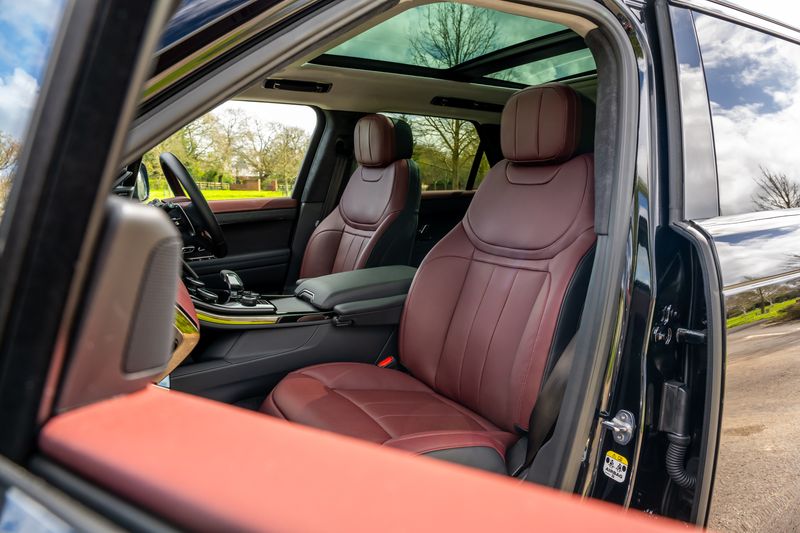 Range Rover Sport D350 Autobiography