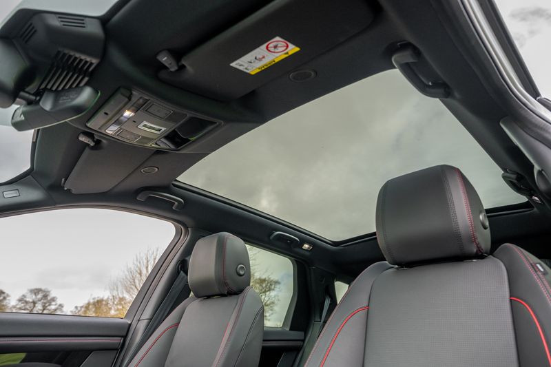 Landrover Discovery Sport 2.0 D200 R-Dynamic SE Auto 4WD