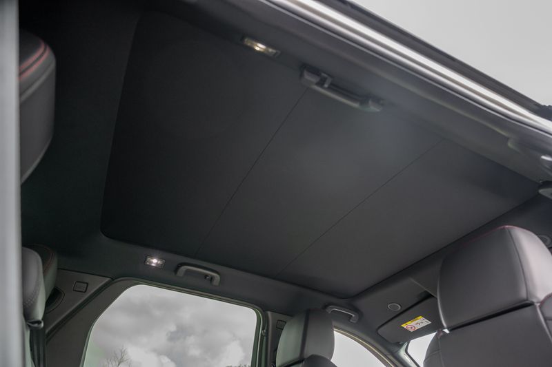 Landrover Discovery Sport 2.0 D200 R-Dynamic SE Auto 4WD