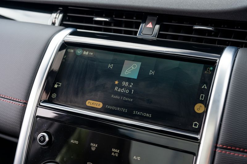 Landrover Discovery Sport 2.0 D200 R-Dynamic SE Auto 4WD