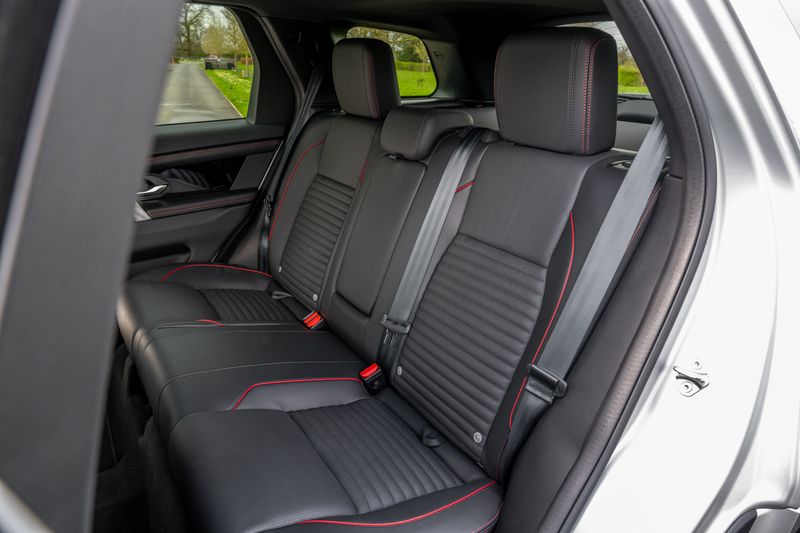 Landrover Discovery Sport 2.0 D200 R-Dynamic SE Auto 4WD