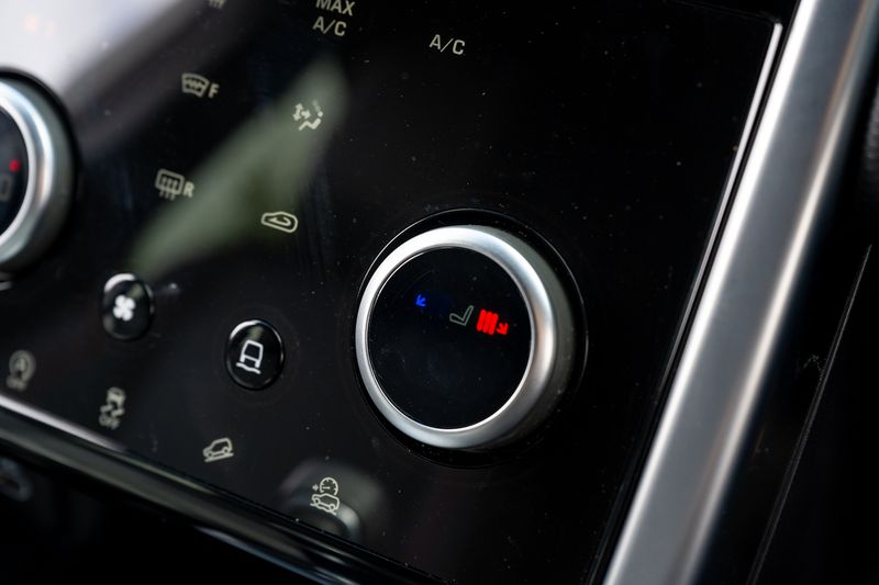 Landrover Discovery Sport 2.0 D200 R-Dynamic SE Auto 4WD