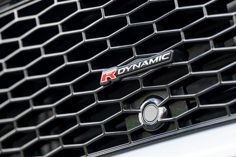 Landrover Discovery Sport 2.0 D200 R-Dynamic SE Auto 4WD