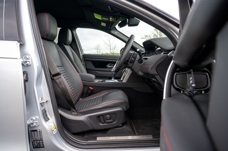 Landrover Discovery Sport 2.0 D200 R-Dynamic SE Auto 4WD